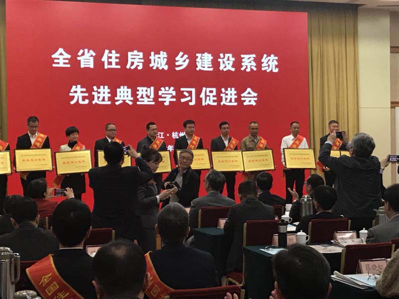 5ac2f2592d4f7.jpg 微信图片_20180402090533.jpg