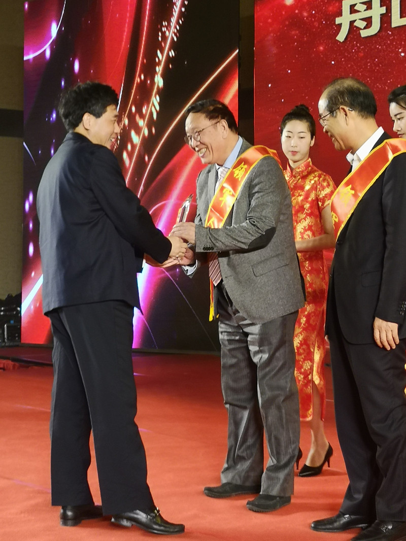 5e0ab81f8ab0c.jpg 8.jpg